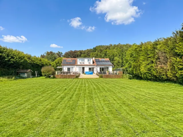 villa for sale in Genappe – 1/10