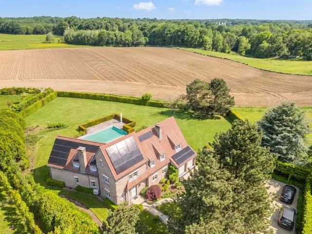 villa à vendre à Lasne – 1/10