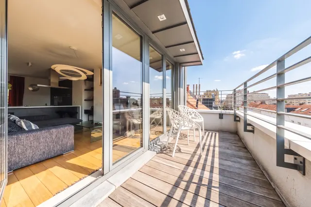 apartment for sale in Ixelles – 1/10