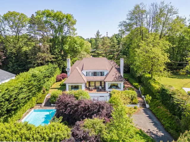 villa à vendre à Waterloo – 1/10