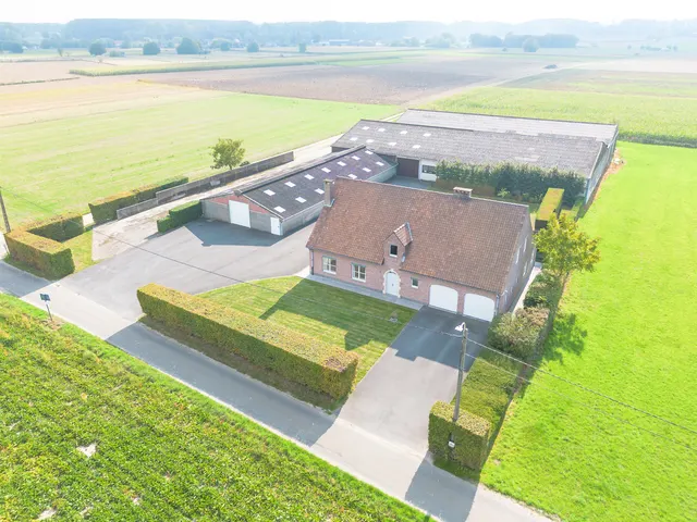 villa te koop in Meise – 1/10