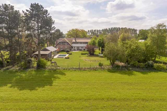 villa for sale in Kontich – 1/10
