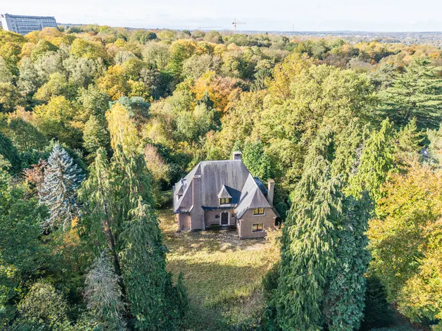 villa à vendre à Uccle – 1/10