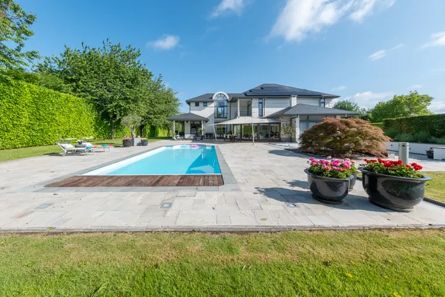 villa for sale in Waterloo – 1/10