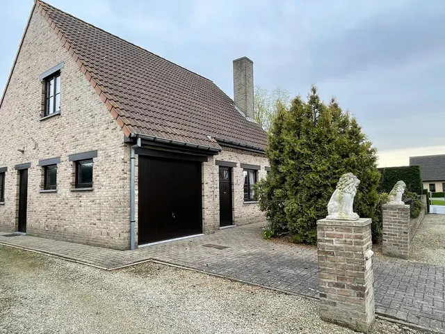 house te huur in Zedelgem – 1/9