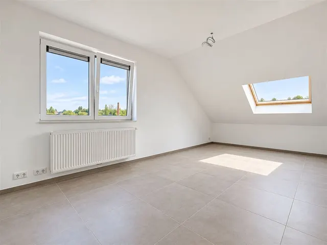 Appartement te koop in Fontaine-L'Evêque – 1/10