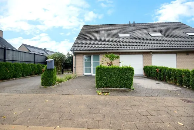Huis te koop in Luingne – 1/10
