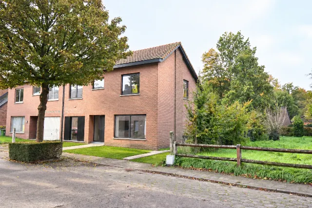 Maison à louer à Waasmunster – 1/10
