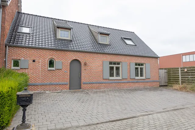 Huis te koop in Peer – 1/10