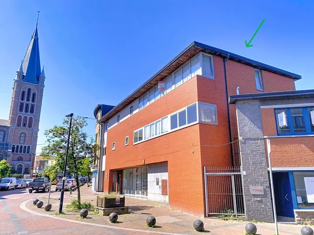 Appartement te koop in Charleroi – 1/10