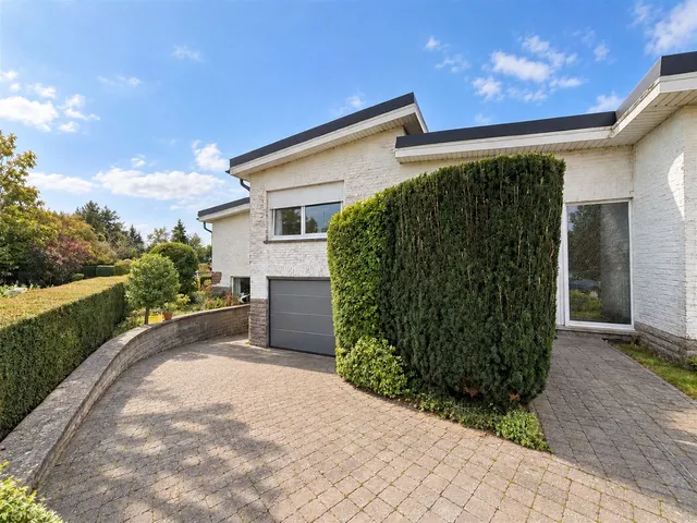 House for sale in Rebecq – 1/10
