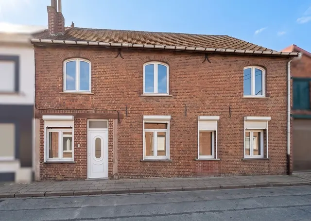 House for sale in Silly – 1/10