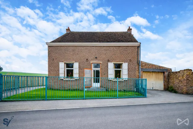 Huis te koop in Harmignies – 1/10