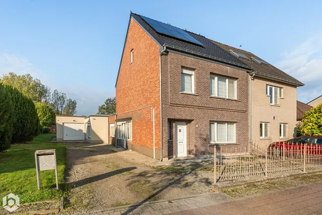 Huis te koop in Berlaar – 1/10
