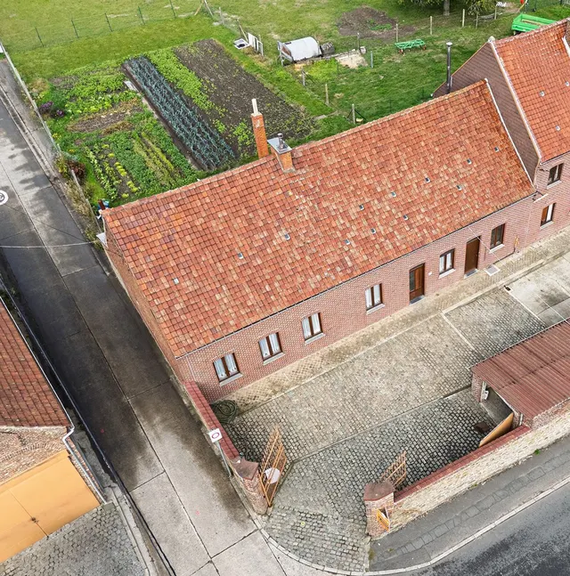 Huis te koop in Huissignies – 1/10