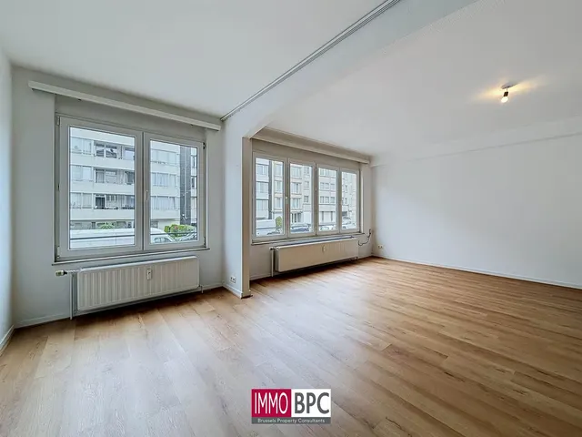 Appartement te koop in Sint-jans-molenbeek – 1/10
