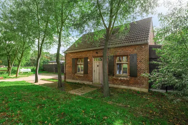 Huis te koop in Neeroeteren – 1/10