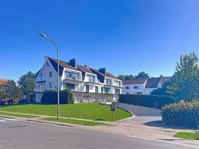 Appartement te koop in Knoke-Heist – 1/10