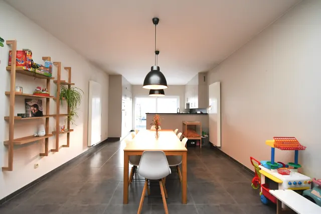 Twee gevelwoning à vendre à Izegem – 1/19