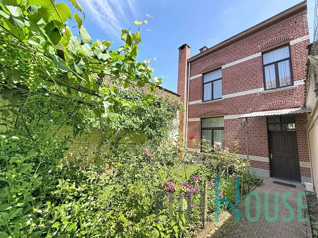 House for sale in Schaerbeek – 1/10