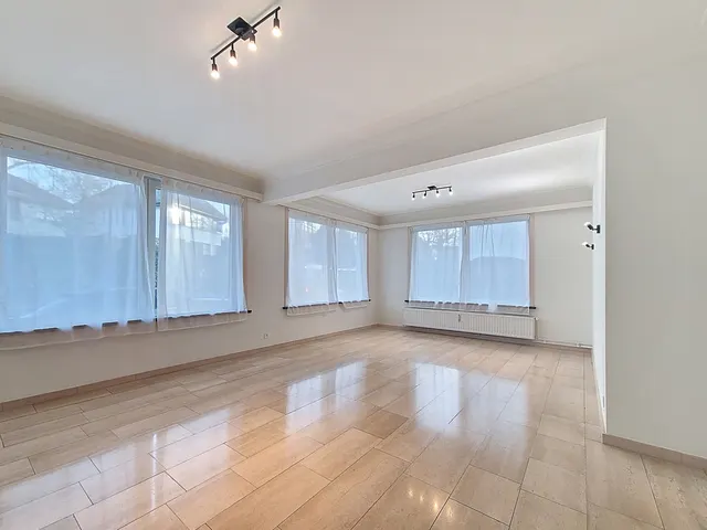 Appartement te huur in Uccle – 1/8
