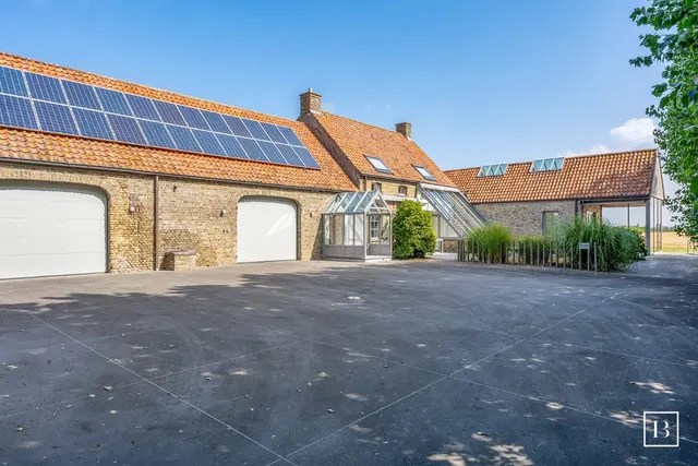 Hoeve te koop in De Haan – 1/10