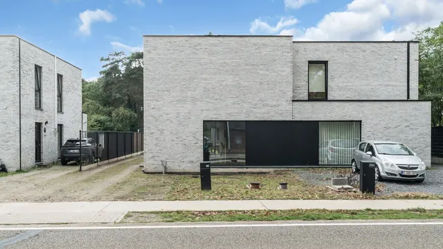 Huis for sale in Zutendaal – 1/10
