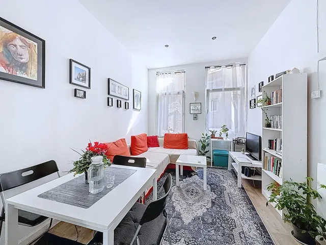 Apartment for sale in Saint-Gilles – 1/9