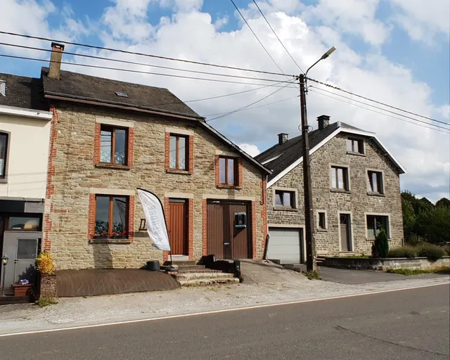 Huis te koop in Louette-St-Pierre – 1/10