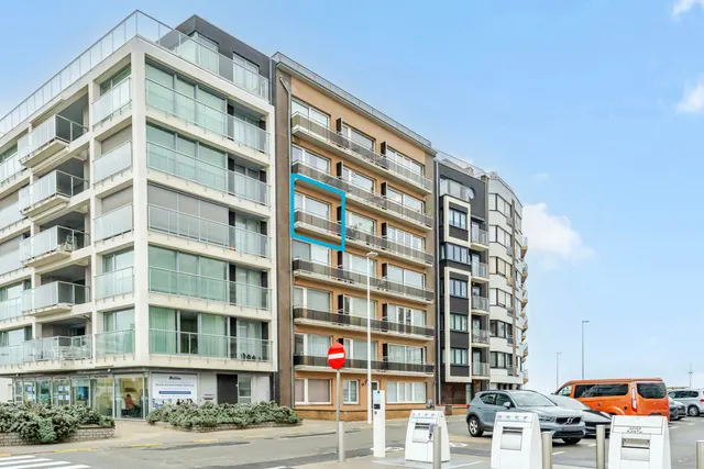 Maison à vendre à Koksijde – 1/10