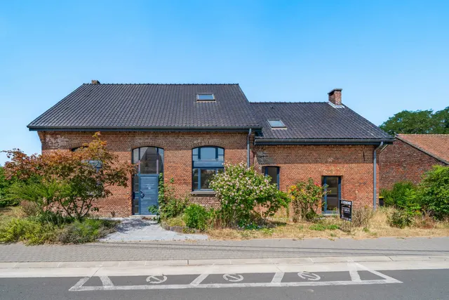 Villa à vendre à Le Roeulx – 1/10