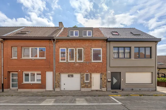 Huis te koop in Beveren – 1/10