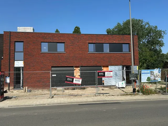 Huis te koop in Tisselt – 1/10