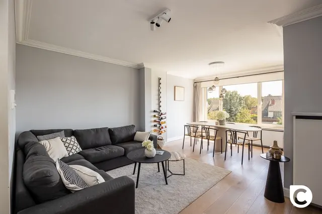 Appartement te koop in Wilrijk – 1/10