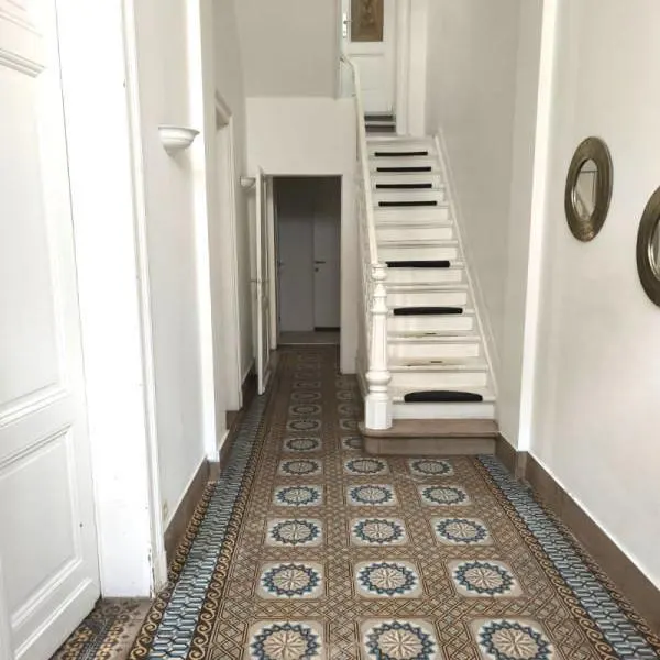 Appartement à louer à Charleroi – 1/9