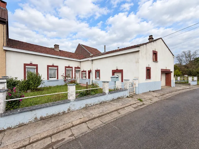 House for sale in Monceau-sur-Sambre – 1/5