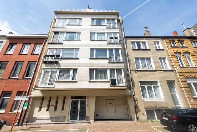 Appartement te koop in Oostende – 1/10