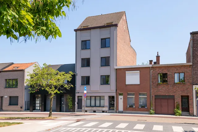 Huis for sale in Antwerpen – 1/10