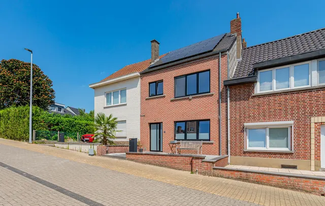 House for sale in Halle Lembeek – 1/10
