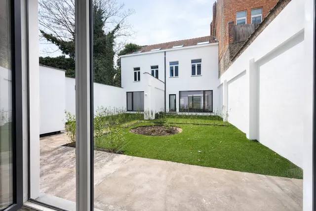 Appartement te koop in Schaerbeek – 1/10