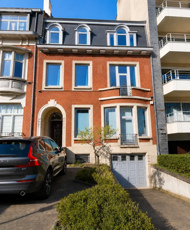 Huis te koop in Schaerbeek – 1/10