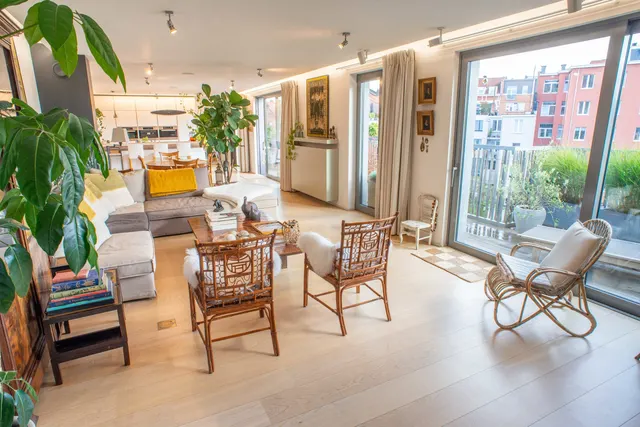 Apartment for sale in Etterbeek – 1/10