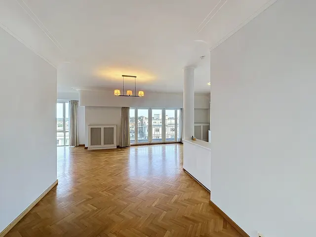Appartement à louer à Woluwe-Saint-Lambert – 1/10