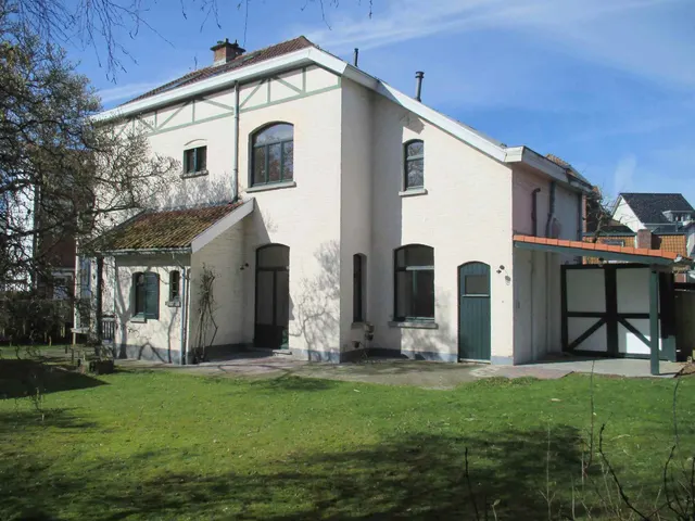 Huis te huur in Woluwe-Saint-Pierre – 1/10