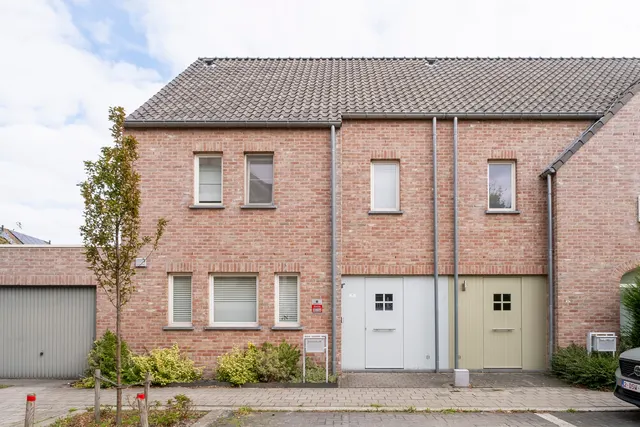 Huis te koop in Kontich – 1/10