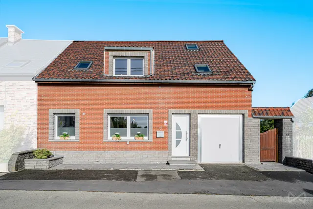 Huis te koop in Bois-de-lessines – 1/10
