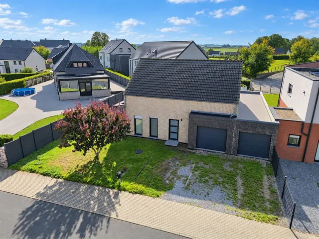 Huis te koop in Wihogne – 1/10