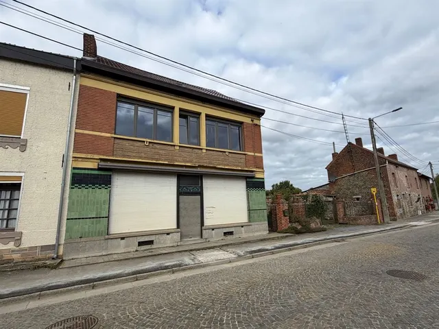 Huis te koop in Estinnes-Au-Val – 1/10
