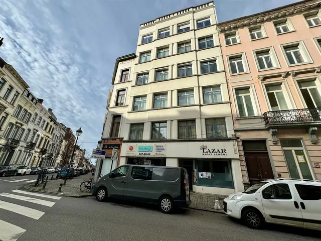 House for sale in Ixelles – 1/10