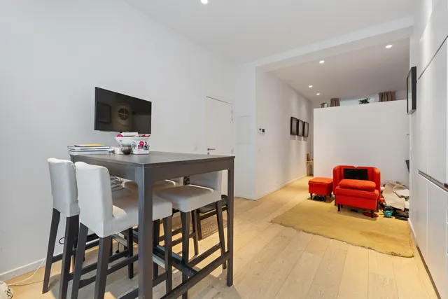 Apartment for sale in Elsene – 1/8